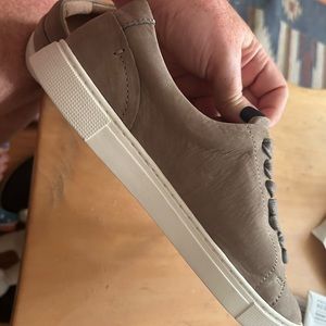 Fyre leather sneakers